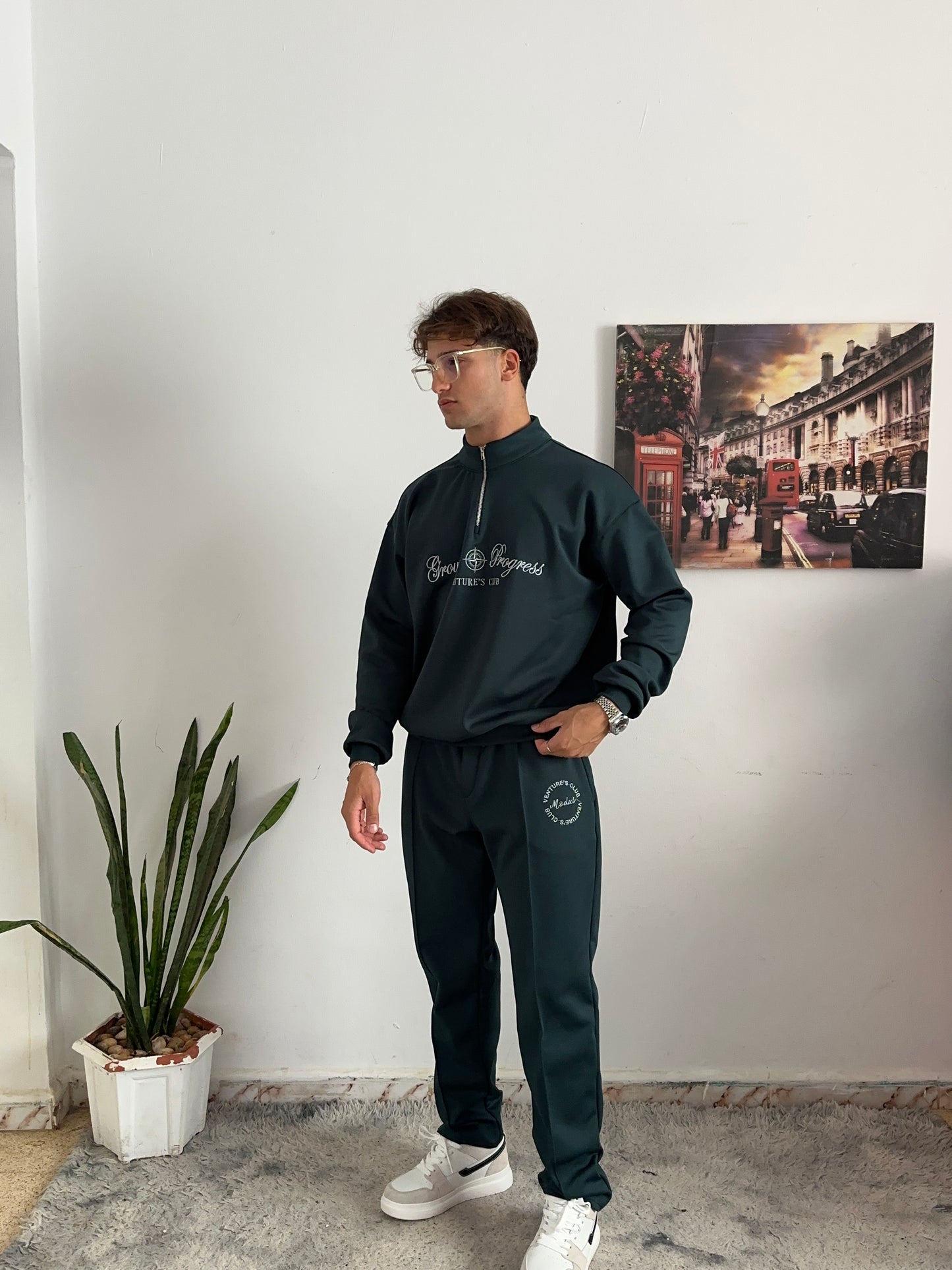 Ensemble Growth and Progress H.Zipper