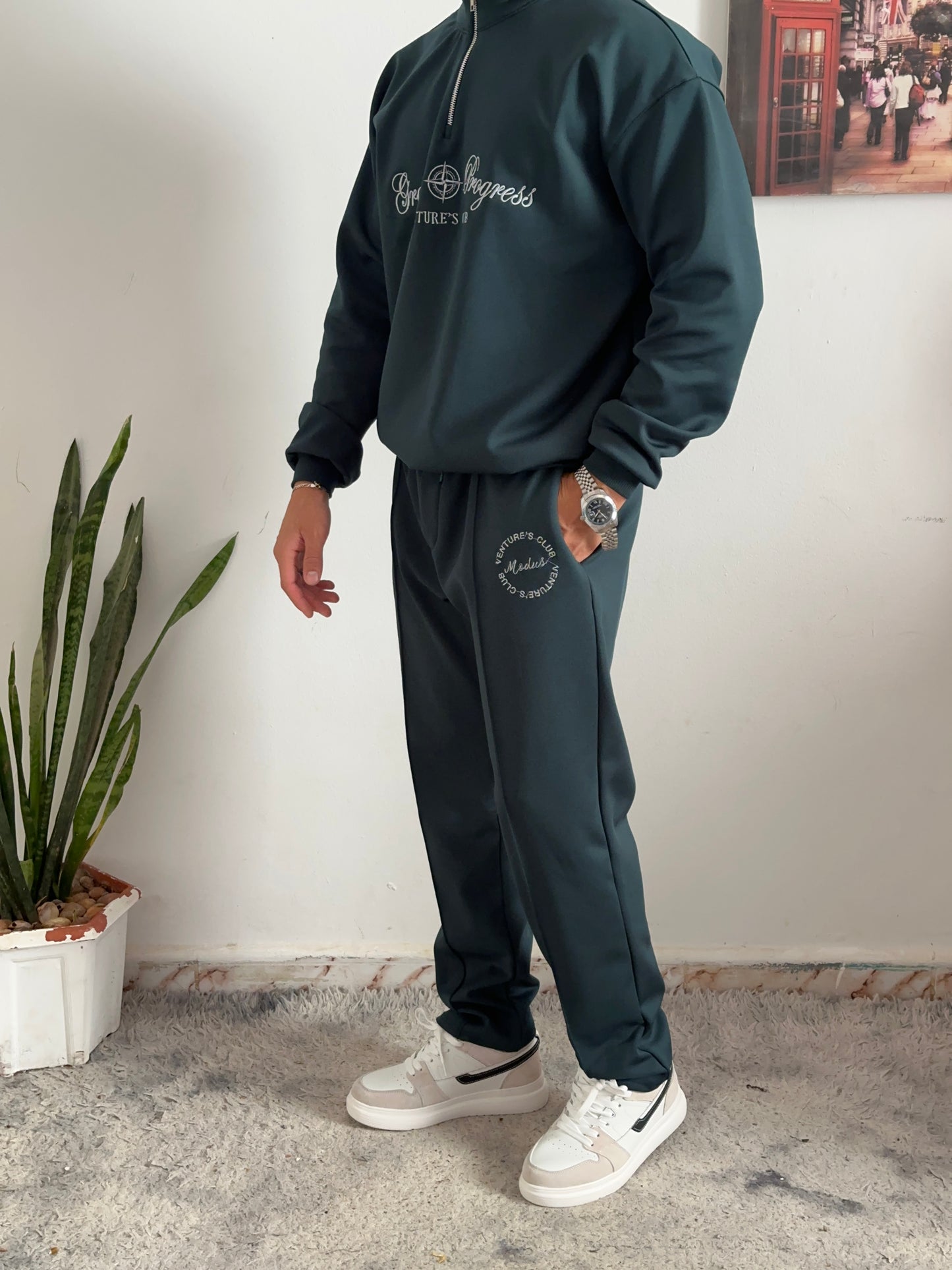 Ensemble Growth and Progress H.Zipper